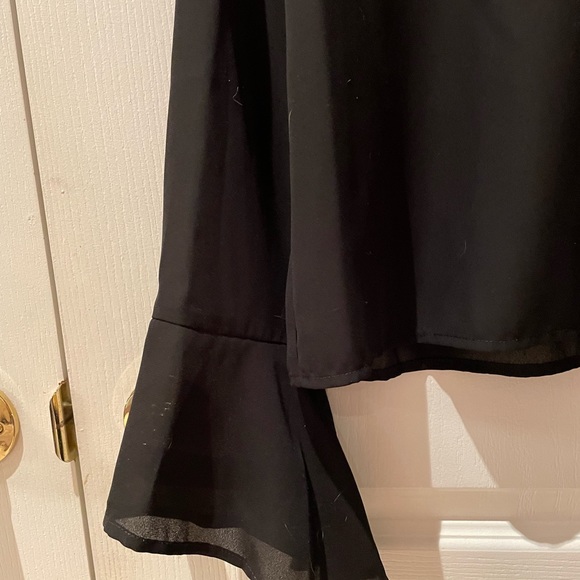 Women’s blouse - Picture 2 of 3